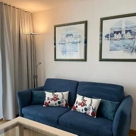 Chesa Quadrella Apartment *